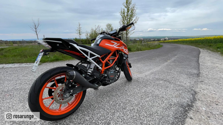 Ktm Duke 125 Radical Racing Gp Carbon Slip- On Endschalldämpfer Radical Racing GP Carbon Black Line KTM Duke